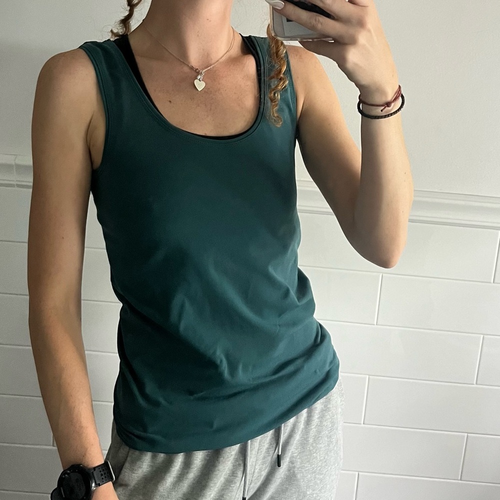 Teal Tahari Athletic Tank Top